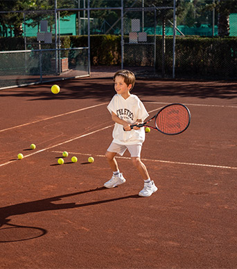 alibey-hotels-resort-deneyimler-tenis-card3.jpg